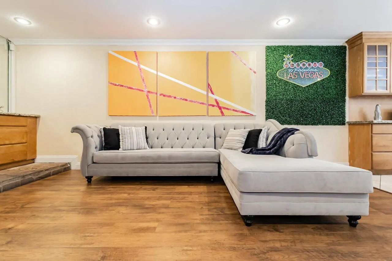 Spacious 5-Bedroom Retreat With Pool Minutes From The Las Vegas Strip 0*,  United States