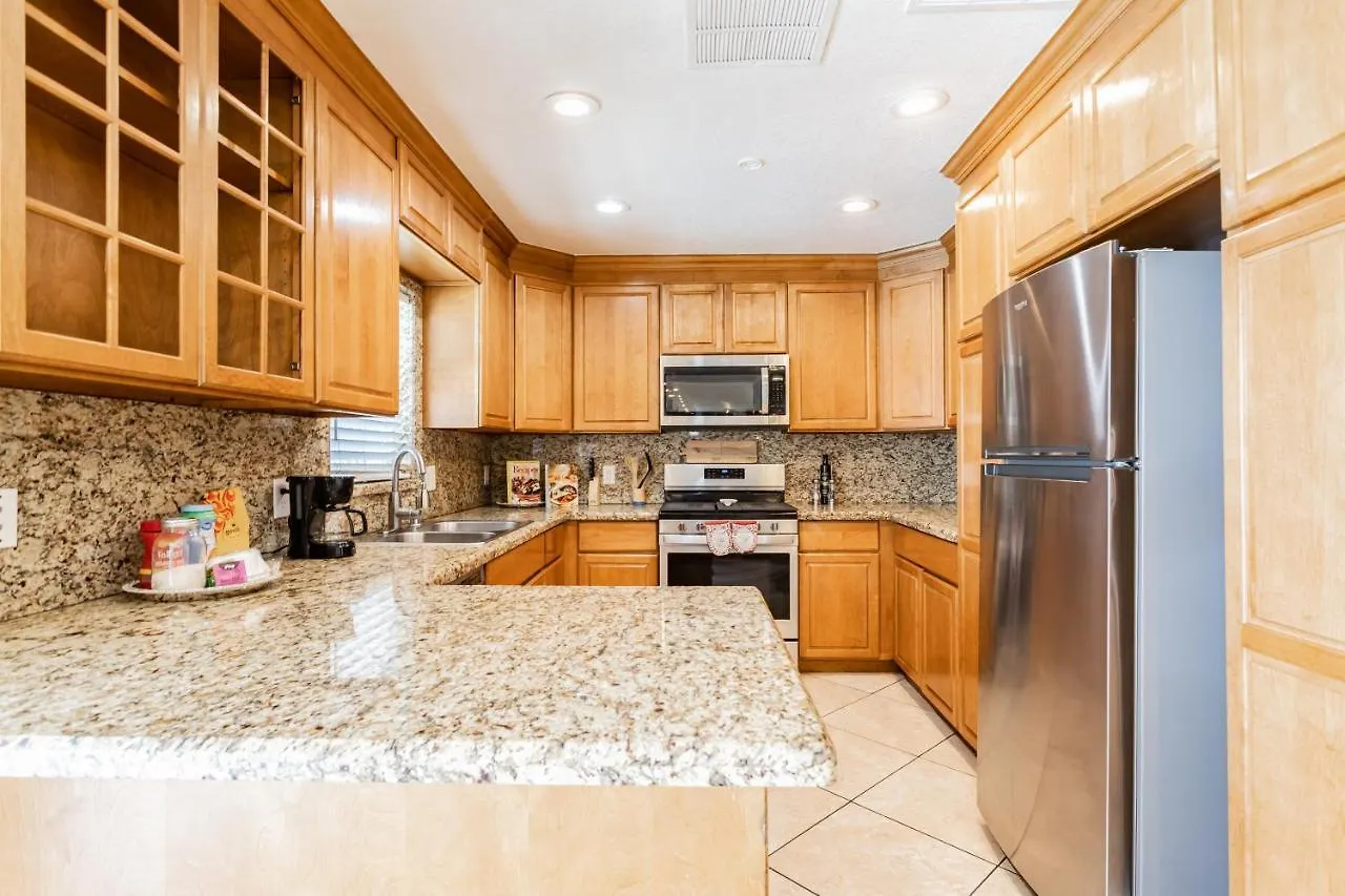 Holiday home Spacious 5-Bedroom Retreat With Pool Minutes From The Las Vegas Strip