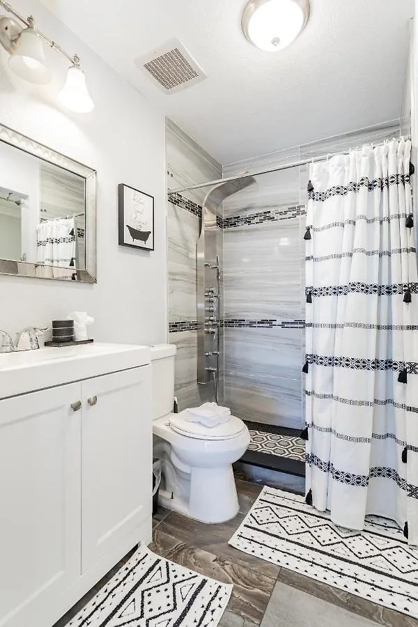 Spacious 5-Bedroom Retreat With Pool Minutes From The Las Vegas Strip 0*,  United States