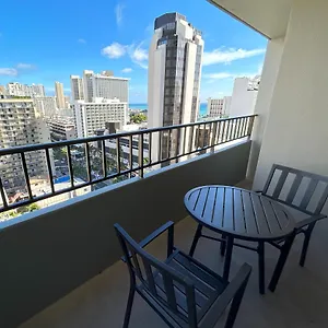 https://royal-kuhio-1713-heart-of-waikiki.hotelsinhawaii.org